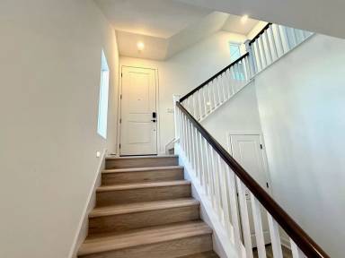 Main picture of 300 Triangular Rd