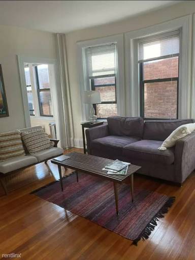 Main picture of 881 Massachusetts Ave