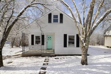 Main picture of 217 Garfield Dr