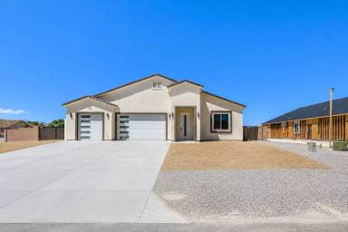 Main picture of 6380 Waterford St