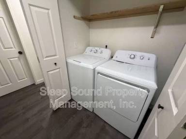 Main picture of 2831 SW Dolph Ct