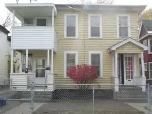 Main picture of 219 Davis St