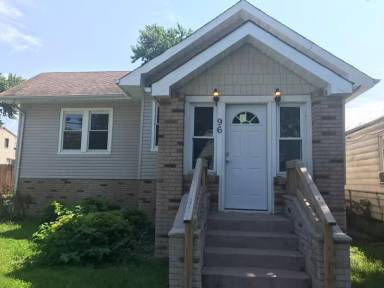 Main picture of 96 Ocean Ave
