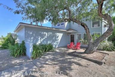 Main picture of 13809 Suntan Ave