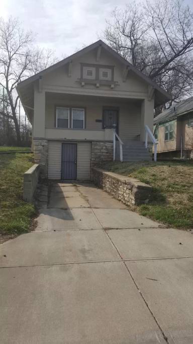 Main picture of 5022 Park Ave