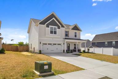 Main picture of 173 London Dr