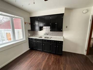 Main picture of 17215 Harvard Ave