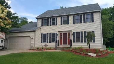 Main picture of 440 Taylor Ave