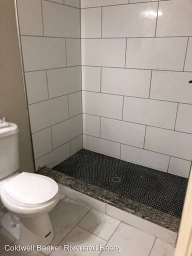 Main picture of 592 W Bancroft Dr