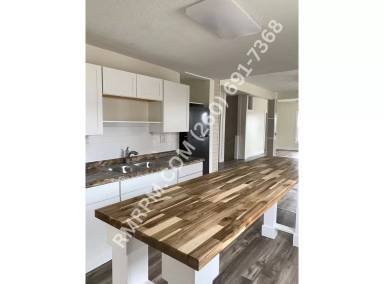 Main picture of 326 E Tipton St