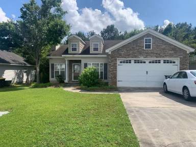 Main picture of 613 Lismore Dr