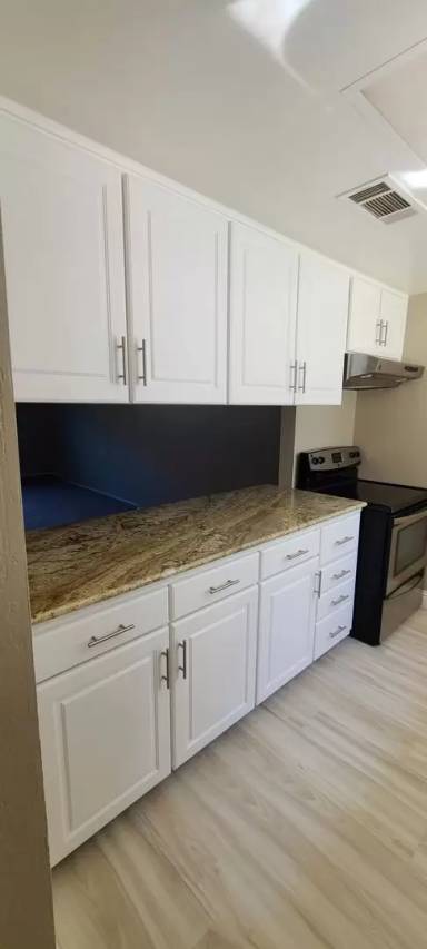 Main picture of 4848 El Cemonte Ave