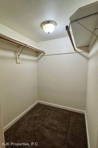 Main picture of 13033 NE Prescott Dr
