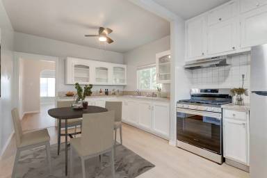 Main picture of 2723 Darwin Ave