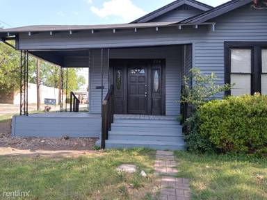 Main picture of 224 Holland Ave