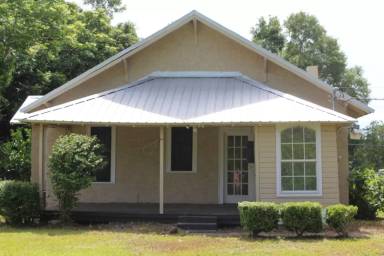 Main picture of 4283 Bryan St