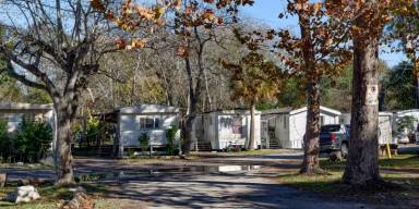 Main picture of 1025 Lewis St