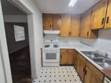 Main picture of 2623 Plum St