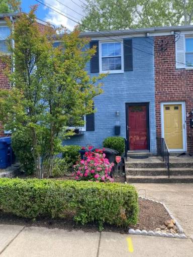 Main picture of 213 Aspen St