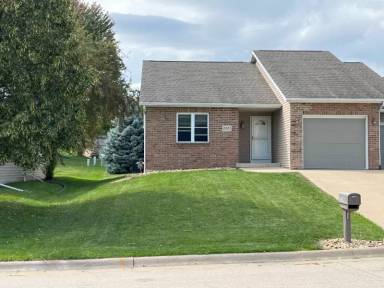 Main picture of 2225 Trenton Rd