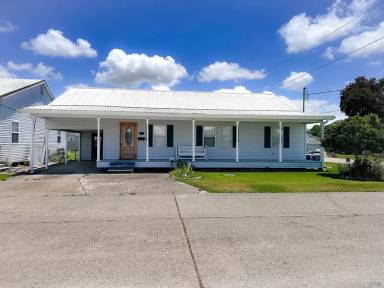 Main picture of 129 Grace St