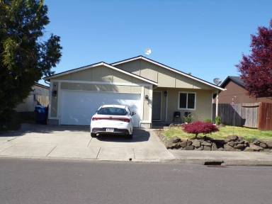 Main picture of 759 N Sunrise Dr