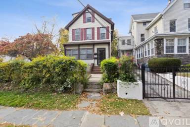 Main picture of 316 Franklin Ave