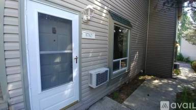 Main picture of 1710 NW Lamont St