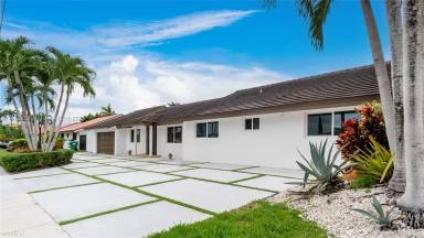 Main picture of 2140 SW 139th Ave