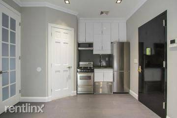 Main picture of 15 W 103rd St