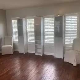 Main picture of 453 Raccoon St