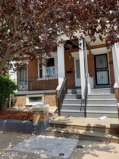 Main picture of 131 N 55th St