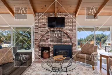 Main picture of 340 Summerhill Dr