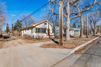 Main picture of 416 E Espanola St