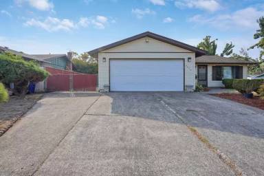 Main picture of 4678 Lariat Ct NE