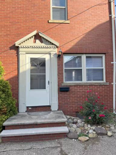 Main picture of 2110 Market Ave N