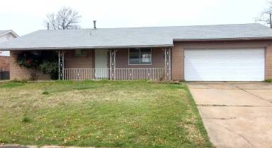 Main picture of 1124 N Gum Ave