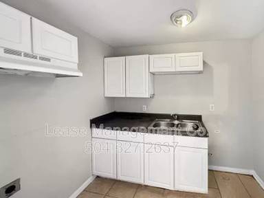 Main picture of 864 Carmadelle St