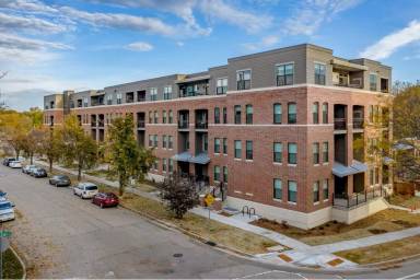 Main picture of Fair Oaks
