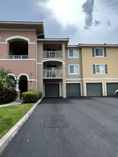 Main picture of 6510 Emerald Dunes Dr