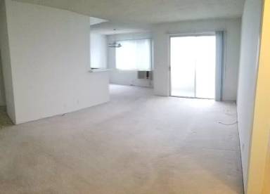 Main picture of 10550 Eastborne Ave