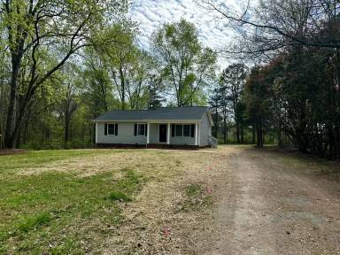 Main picture of 550 Woodway Dr