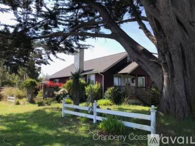 Main picture of 203 W Ocean Ave