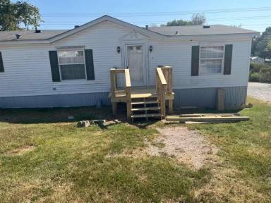 Main picture of 931 Baker Rd