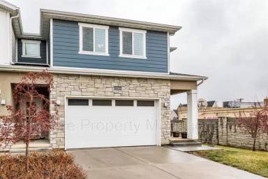 Main picture of 12509 S Shade Ln