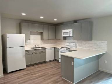 Main picture of Cowiche Creek Townhouses