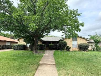 Main picture of 1405 Blackwell Dr