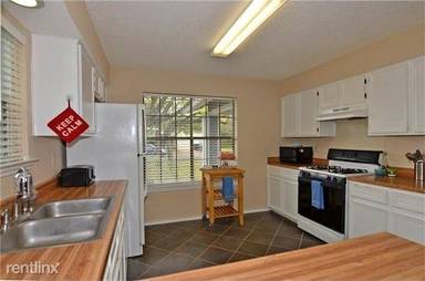 Main picture of 13014 Garfield Ln