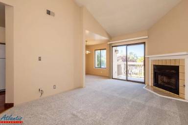 Main picture of 2289 Sun Glory Ln