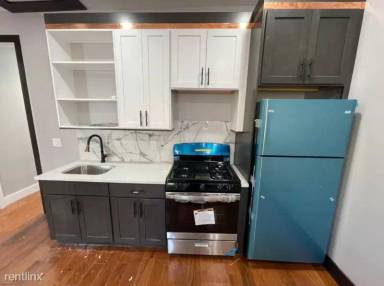 Main picture of 45 Saint Pauls Ave